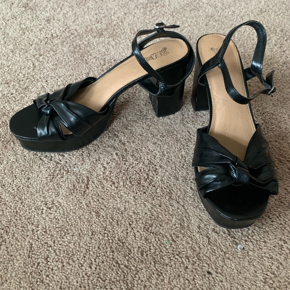 Last day of sale!! Black Platform Sandals